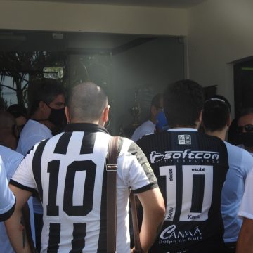 Liminares travam eleição de Conselho do Botafogo