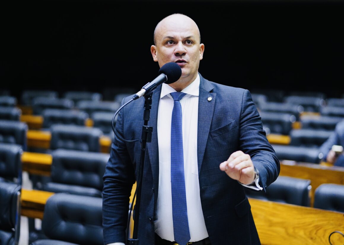 Cabo Gilberto na vice-liderança da oposição na Câmara