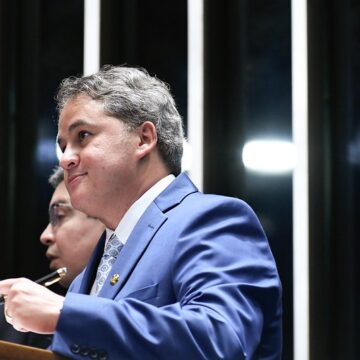 Efraim Filho defende autonomia do Banco Central