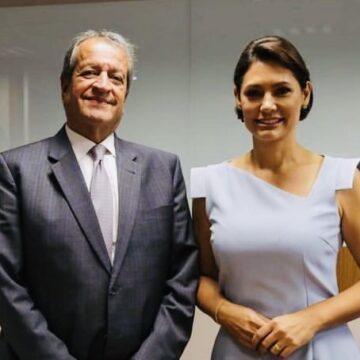 Com Jair Bolsonaro fora, PL investe em Michelle