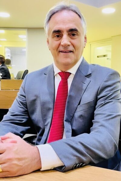 Cartaxo diz que PT nacional pode opinar, mas que esteja em sintonia com o partido na Paraíba