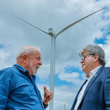 Com Lula e João, PB ganha complexo de energia renovável