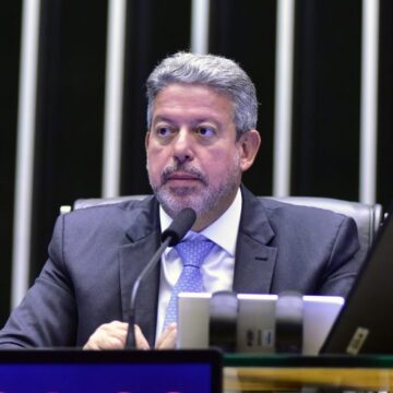 STF manda recado a Lira em dia de votações importantes