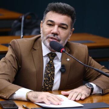 Deputado bolsonarista critica ‘lacração’ de novatos