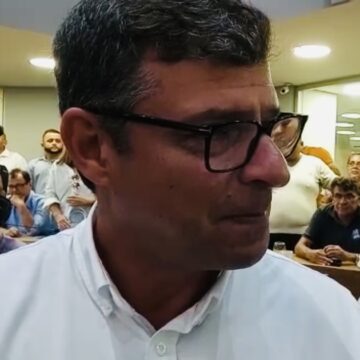 Vitor Hugo na cola para que Efraim apoie Cícero