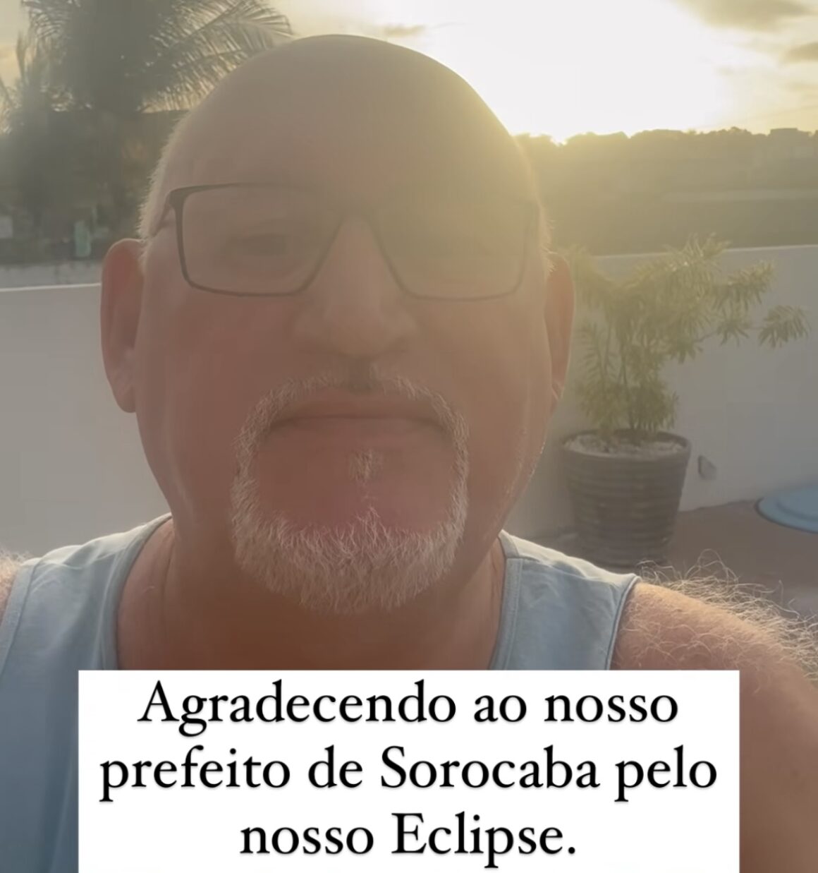 Na “onda”, vereador agradece eclipse ao prefeito de Sorocaba