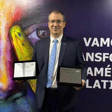 Cícero recebe prêmio nacional de melhor prática em administração
