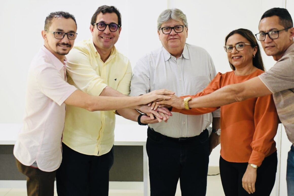 PSB filia prefeitos de Tavares e de São Domingos
