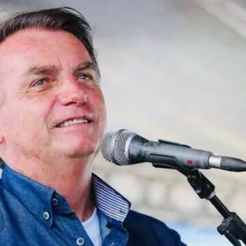 Bolsonaro receberá títulos e anunciará chapa em João Pessoa