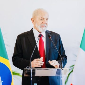 Lula: proposta que equipara aborto a homicídio é “insanidade”