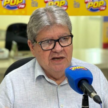 João Azevêdo cumpre agenda administrativa em Campina