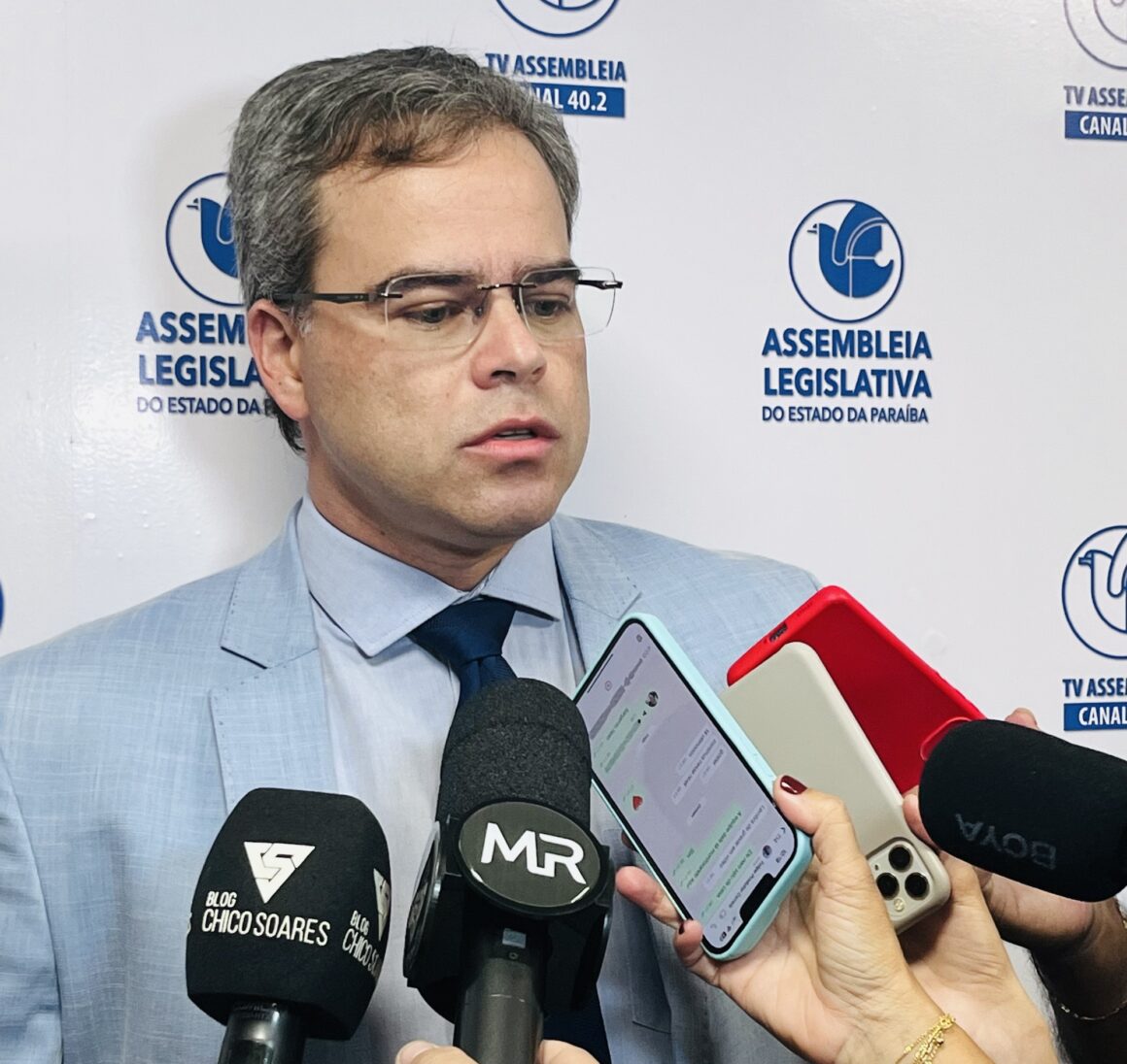 George responde a Galdino: “não somos devedores de ninguém”