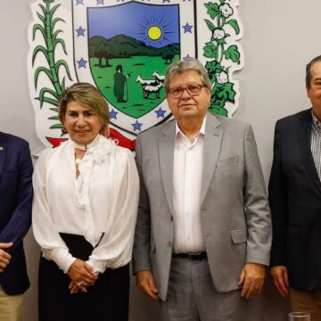 Michel e Edna Henrique destacam diálogo com o governador