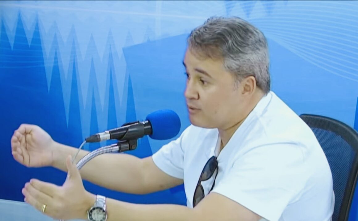 Efraim justifica ausência da chapa ‘QQ’ em encontro, mas não convence