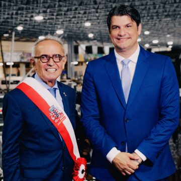 Na posse, Cícero Lucena garante gestão de continuidade