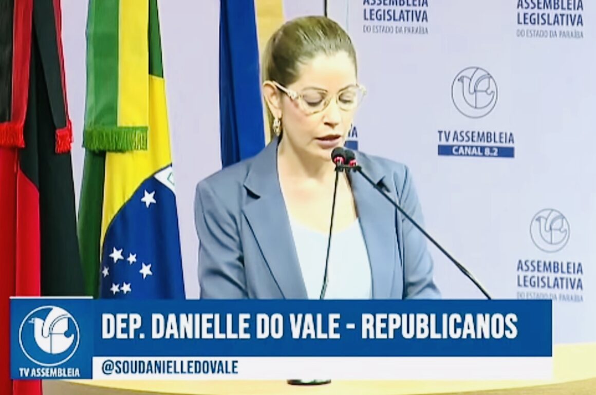 Deputada sai em defesa de Alanna na AL e critica procuradora do MP de Contas