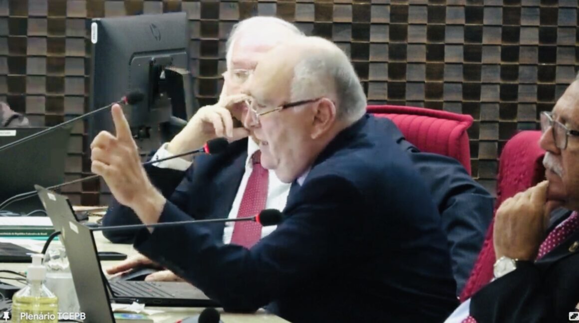 Em parecer, Nominando rejeita tese do MP de Contas e libera nomeação de Alanna Galdino