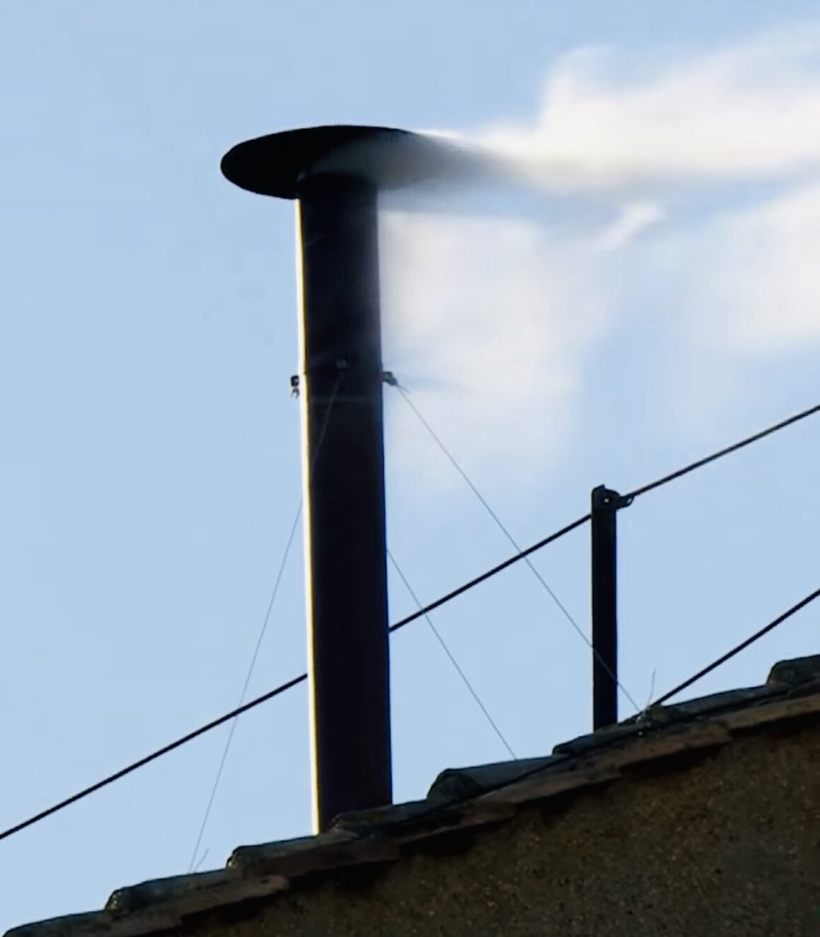 Fumaça branca no Vaticano: Habemus Papam!