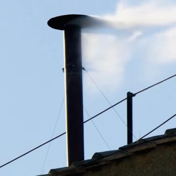 Fumaça branca no Vaticano: Habemus Papam!