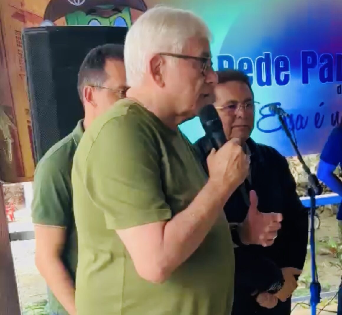 A paquera entre Adriano Galdino e a oposição está mais “viva” do que nunca