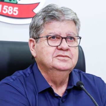 João Azevêdo cumpre agenda em 5 cidades e participa de plenária do ODE