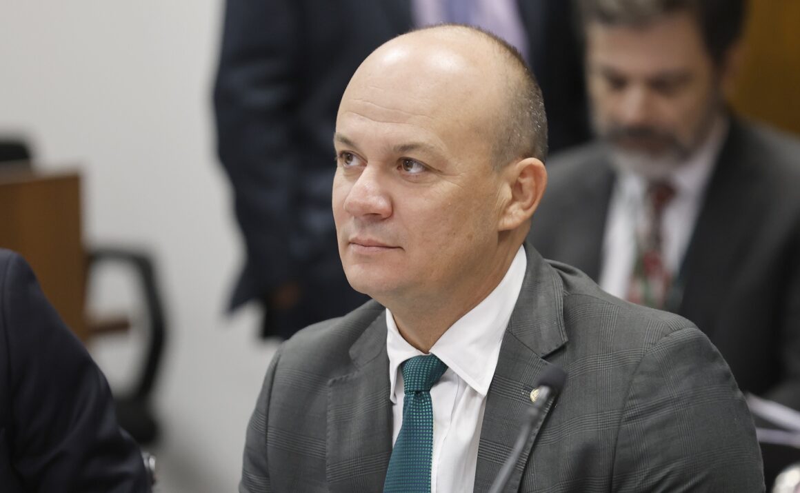 Cabo Gilberto decide mudar de Casa e disputará vaga ao Senado