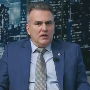 Sérgio Queiroz usará as redes para mais um anúncio sobre o que vai fazer em 2026