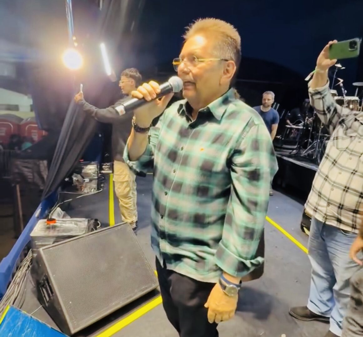 VÍDEO: Nem cavalo, nem touro ou foguete, Galdino vai de “viva Lula”