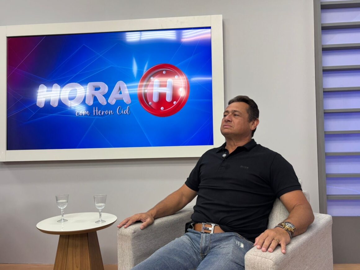 Walber vê Bolsonaro vítima de perseguição e acha que eventual prisão ajudará direita