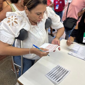 Cida Ramos vai vencendo a eleição interna para presidente do PT-PB