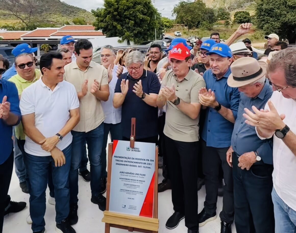 Prefeita de Cajazeiras ignora entrega de obra da PB-394, aguardada há 50 anos
