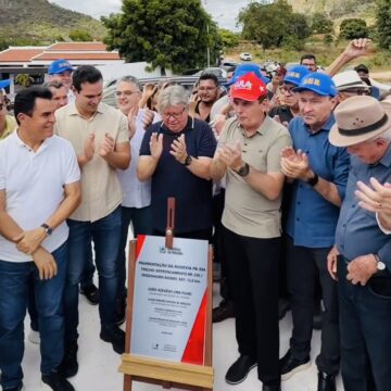 Prefeita de Cajazeiras ignora entrega de obra da PB-394, aguardada há 50 anos