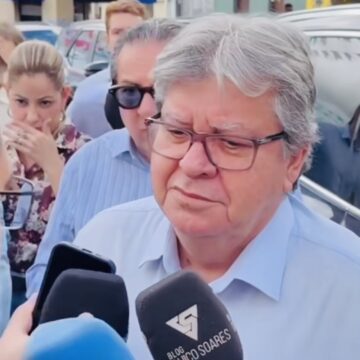 João Azevêdo volta a dizer que caberá a Lucas decidir se será candidato à reeleição