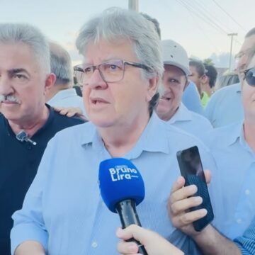 Em Salgado de São Félix, João recebe apoio da situação e da oposição