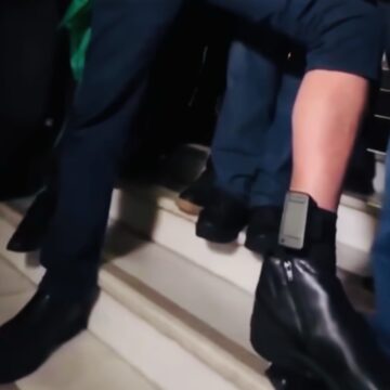 Bolsonaro estica a corda com ida à Câmara e Moraes alerta para prisão