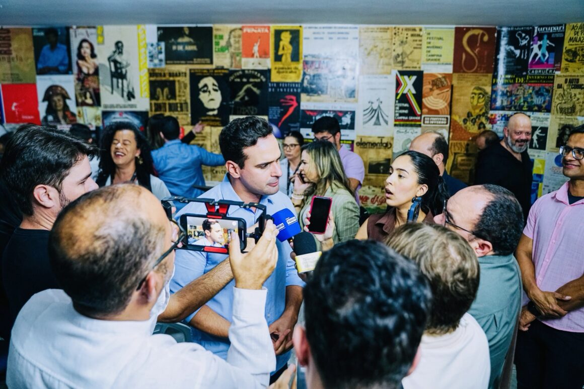 Lucas repete que não abrirá mão da reeleição caso João confirme a saída do cargo