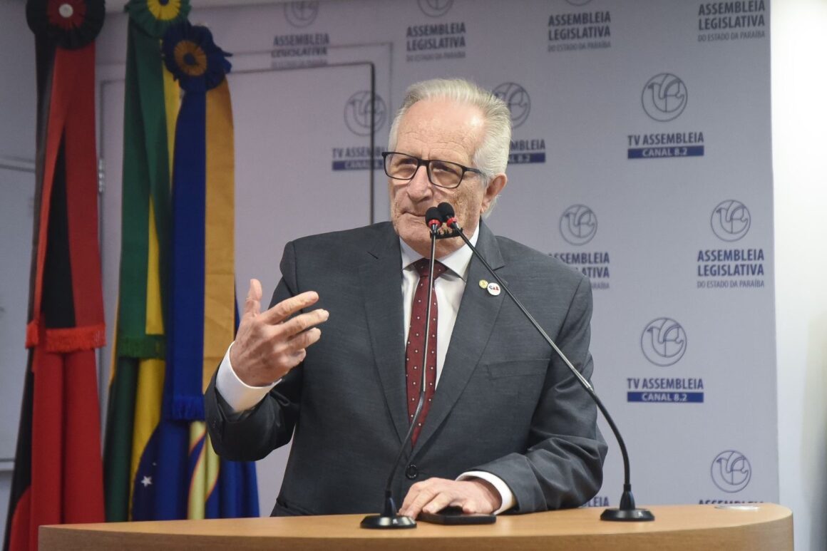 ALPB aprova manifestação de apoio ao deputado Hugo Motta