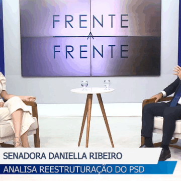 Daniella repete sobre não candidatura e diz que o nome da base é Lucas