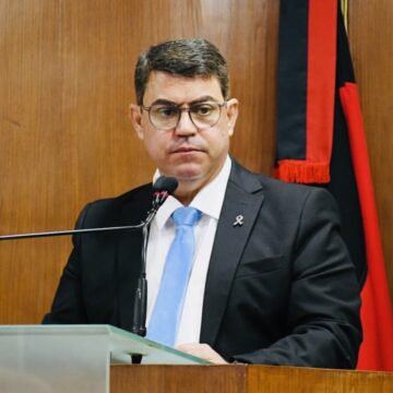 Em nota, presidente da CMJP pede investigação dos disparos contra carro de Guguinha