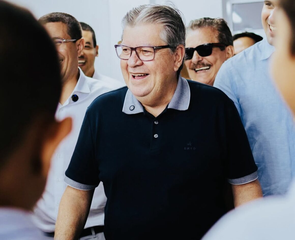 Com apoio ou sem na caminhada ao Senado, João segue com Lula