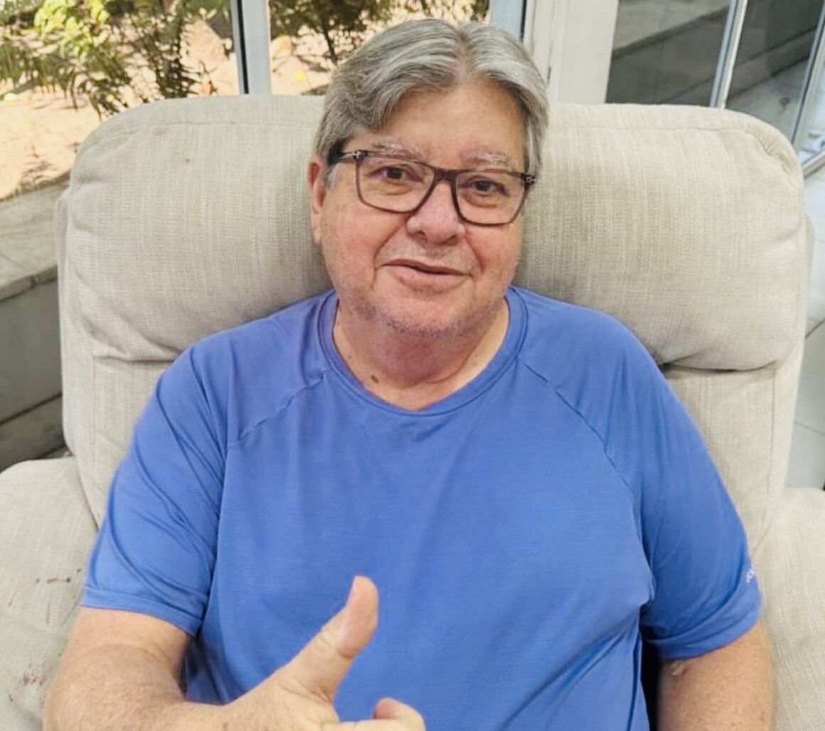 Em casa, governador agradece mensagens e à equipe médica