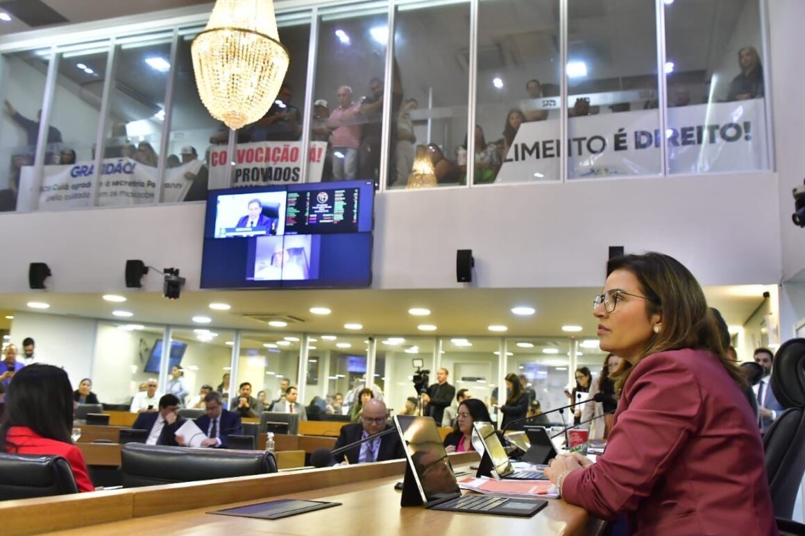 Tá na Mesa: Pollyanna vai à ALPB e garante transparência do programa alimentar