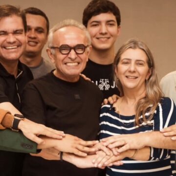 Cícero recebe apoios para o Governo, mas precisa se decidir sobre o PP