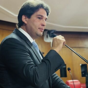 O que fará o líder Milanez Neto se Cícero Lucena ingressar no MDB?