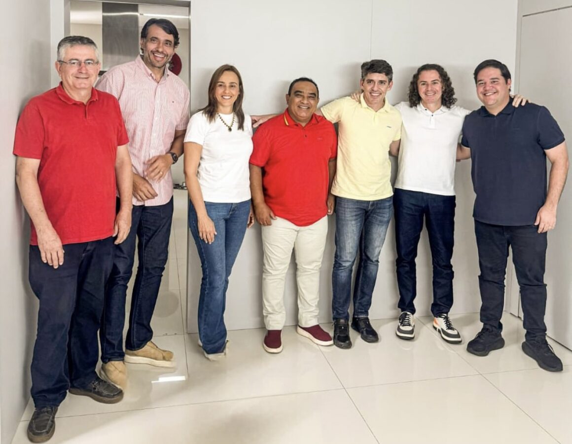Tovar já é MDB? Pela foto, parece que escolheu onde estará em 2026