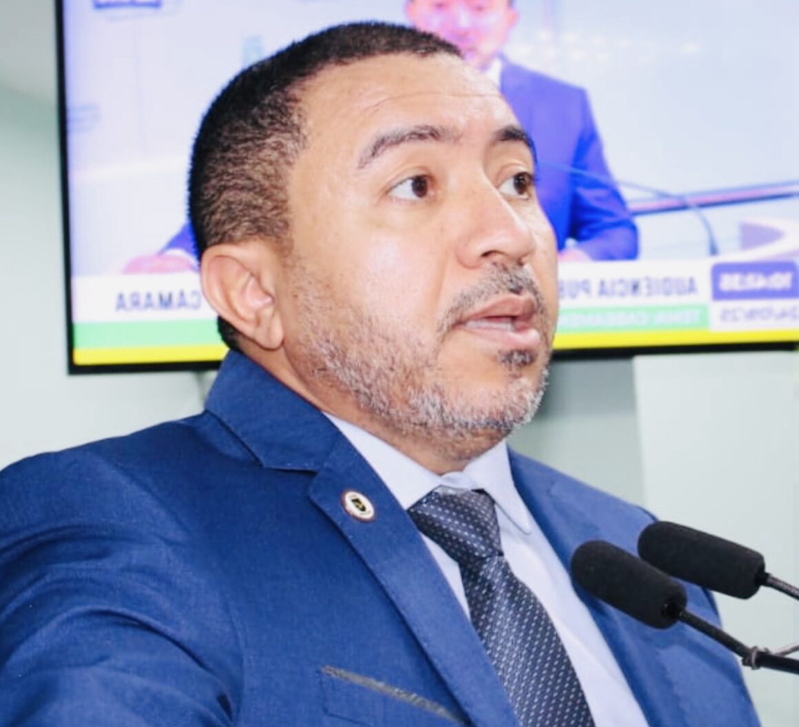 Alexandre do Sindicato deixa a base e Bruno perde um dos principais defensores