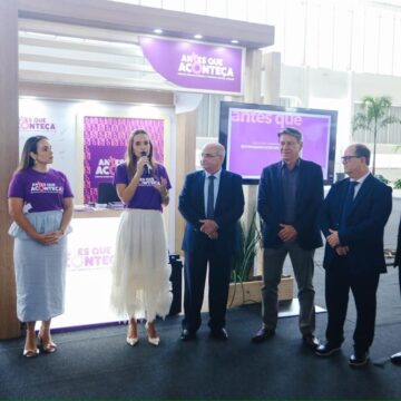 ‘Antes que Aconteça’: escritora fala sobre autoconhecimento em evento da Unimed Brasil