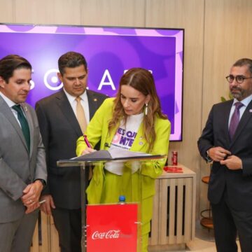 Coca-Cola firma parceria com o ‘Antes que Aconteça’ e transforma frota em canal no combate à violência contra a mulher