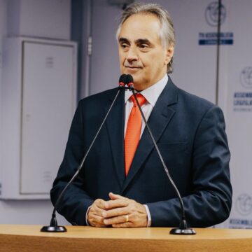 Cartaxo apresenta projeto que cria selo para reforçar segurança na venda de bebidas