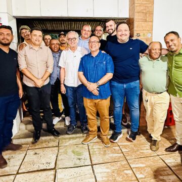 Em Mamanguape, presidente da Câmara oficializa apoio a Cícero